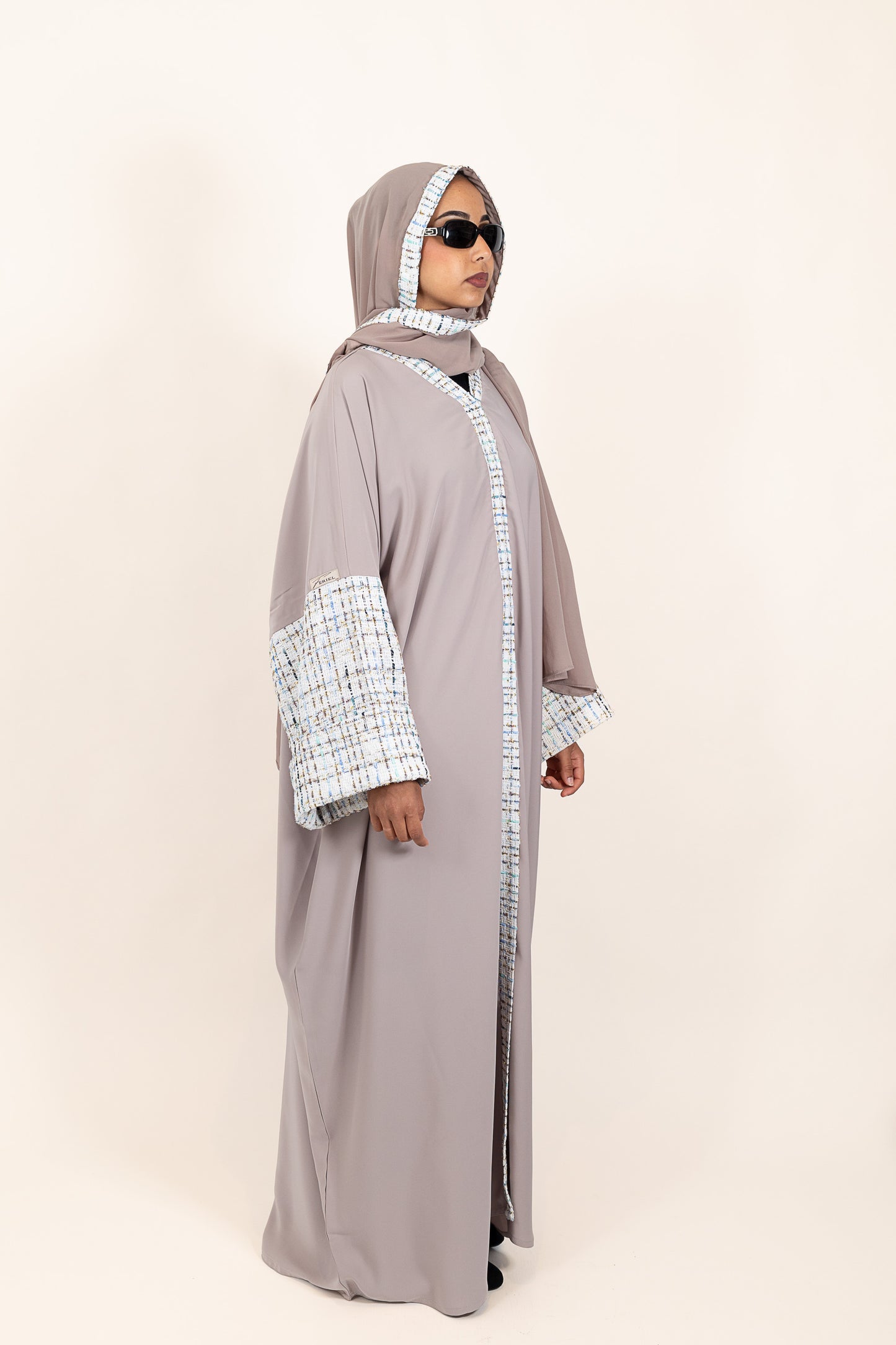 Abaya Jameel beige