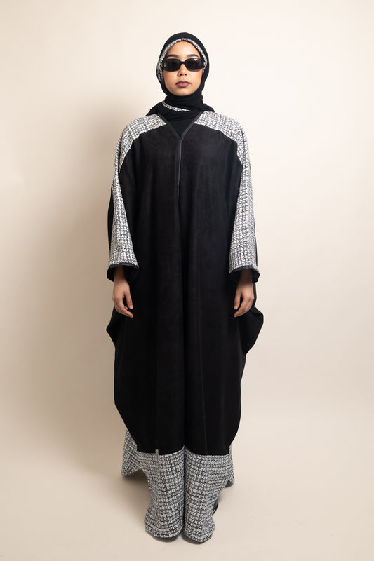 Abaya Ghazal