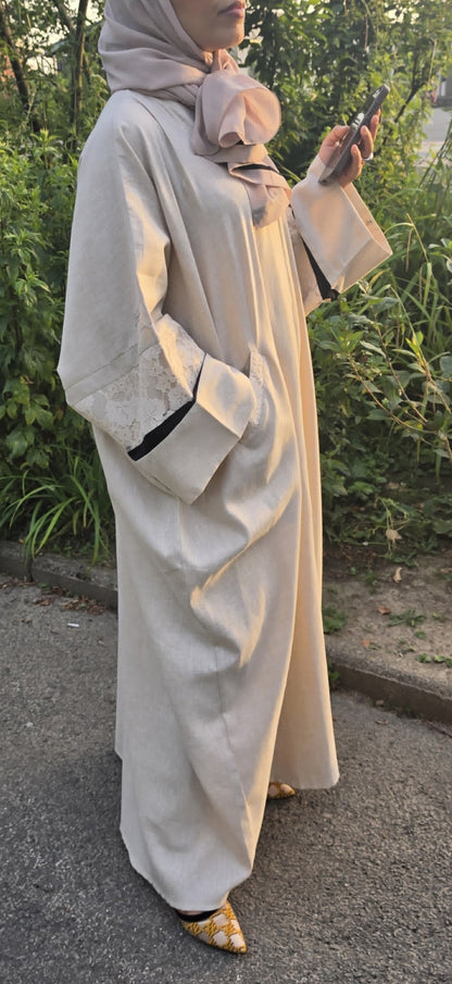 Abaya Victoria