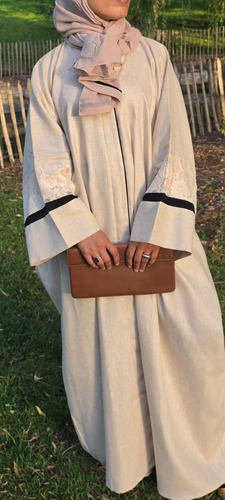 Abaya Victoria